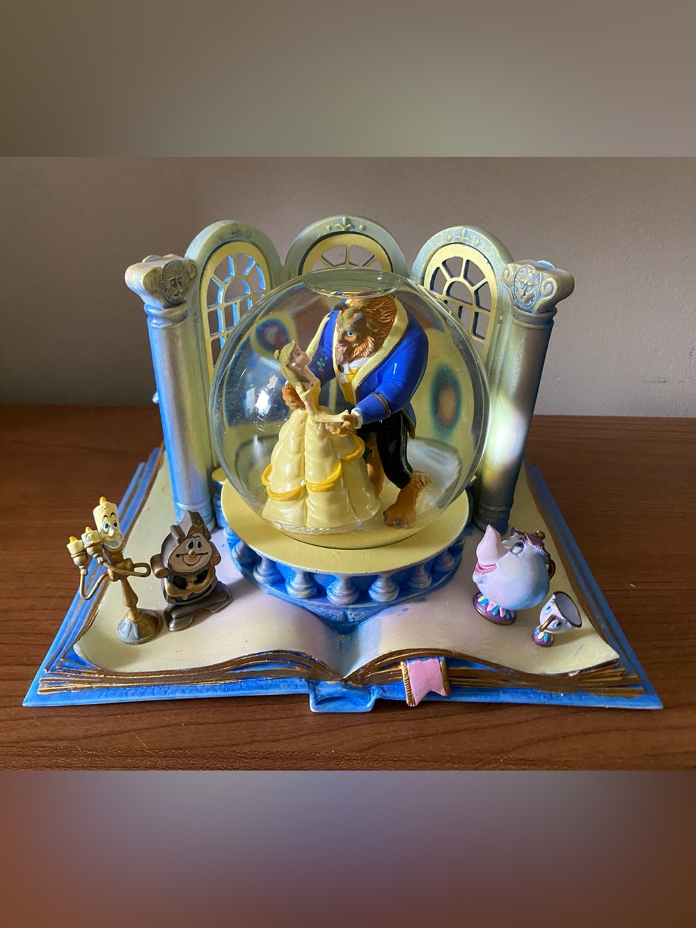 Hallmark Wonders Within Disney Beauty and the Beast Water Globe 2013 - READ